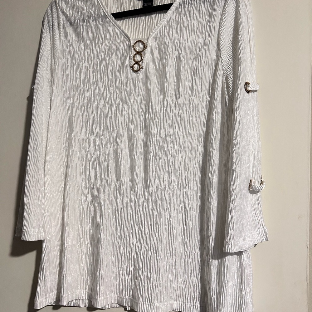 Elegant White Women's Blouse with Ring Details